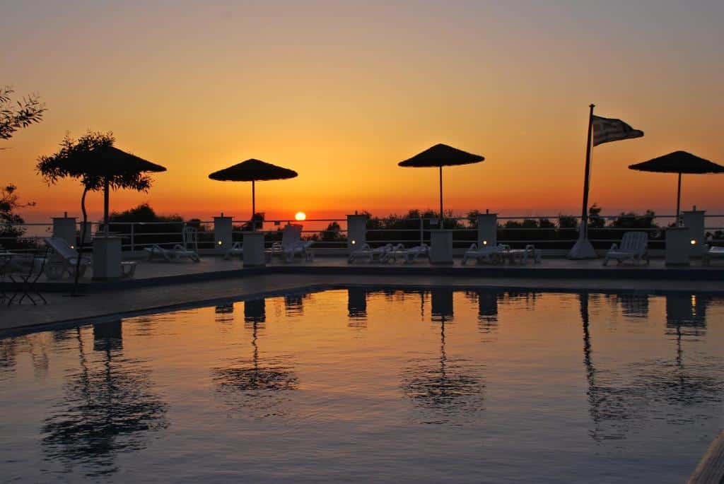 Santorini Hostel viagem lisboa santorini grecia
