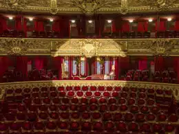 Palco de Honra, Palácio Garnier