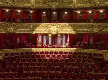 Palco de Honra, Palácio Garnier