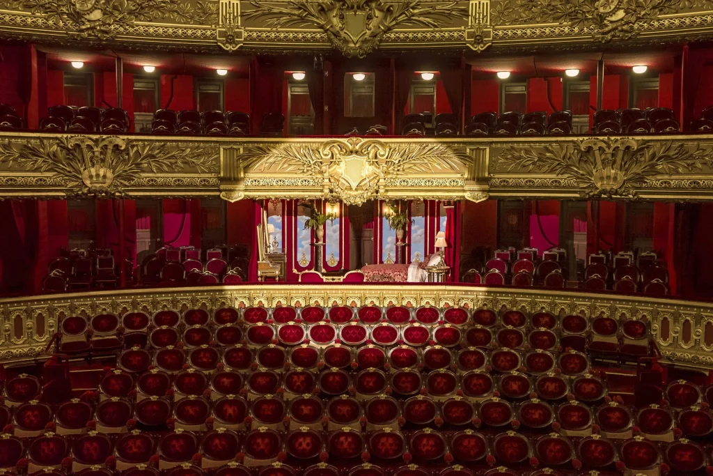 Palco de Honra, Palácio Garnier