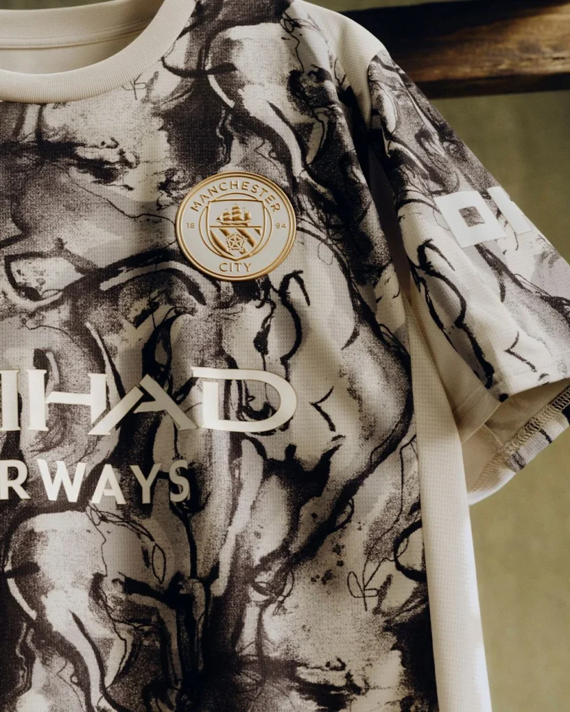 Manchester City x Year of the Horse Jersey Men pvp 100.00 euros