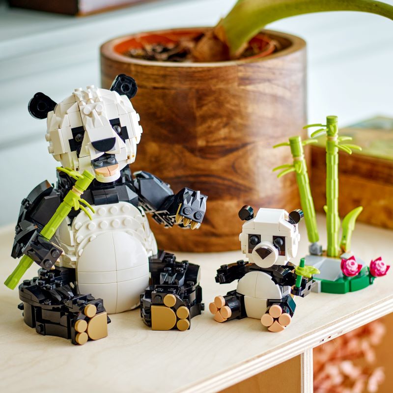 LEGO Família de Pandas (31165)