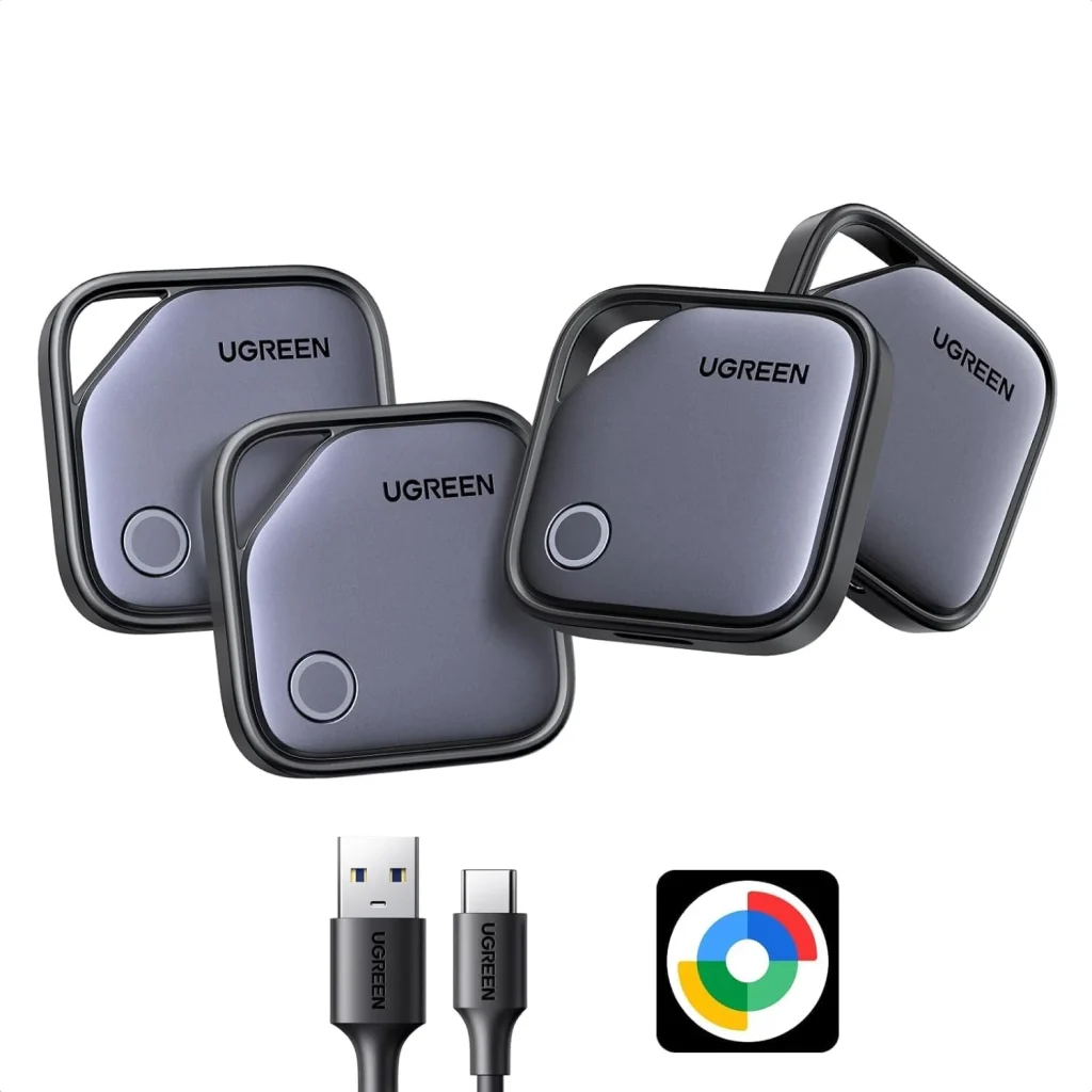 Quatro localizadores UGREEN cinzentos com cabo de carregamento USB.