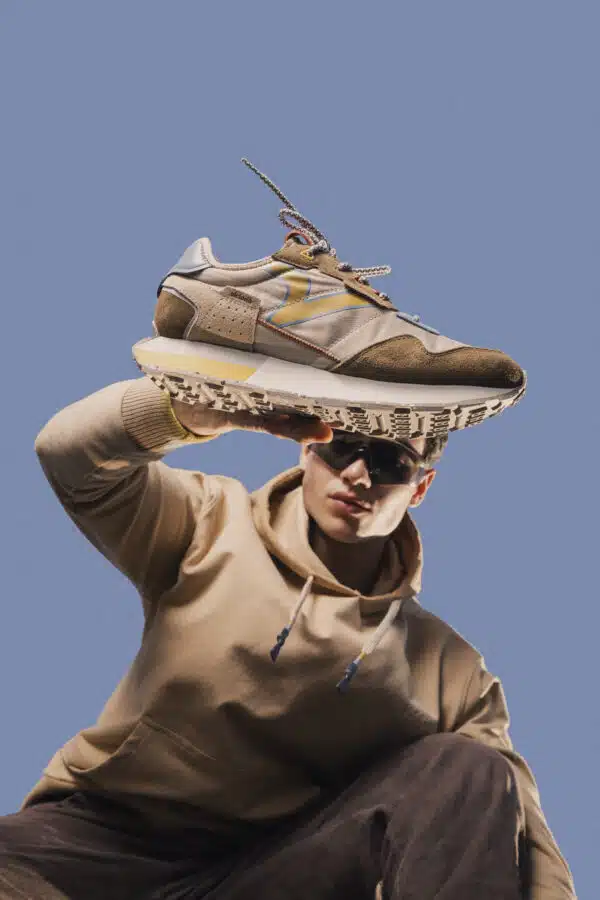 Victoria Shoes 1985 AW24 Wing