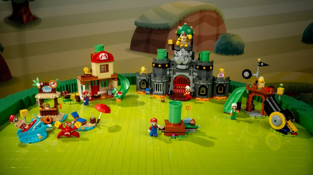 Conjunto LEGO Super Mario completo com castelo e personagens diversos.