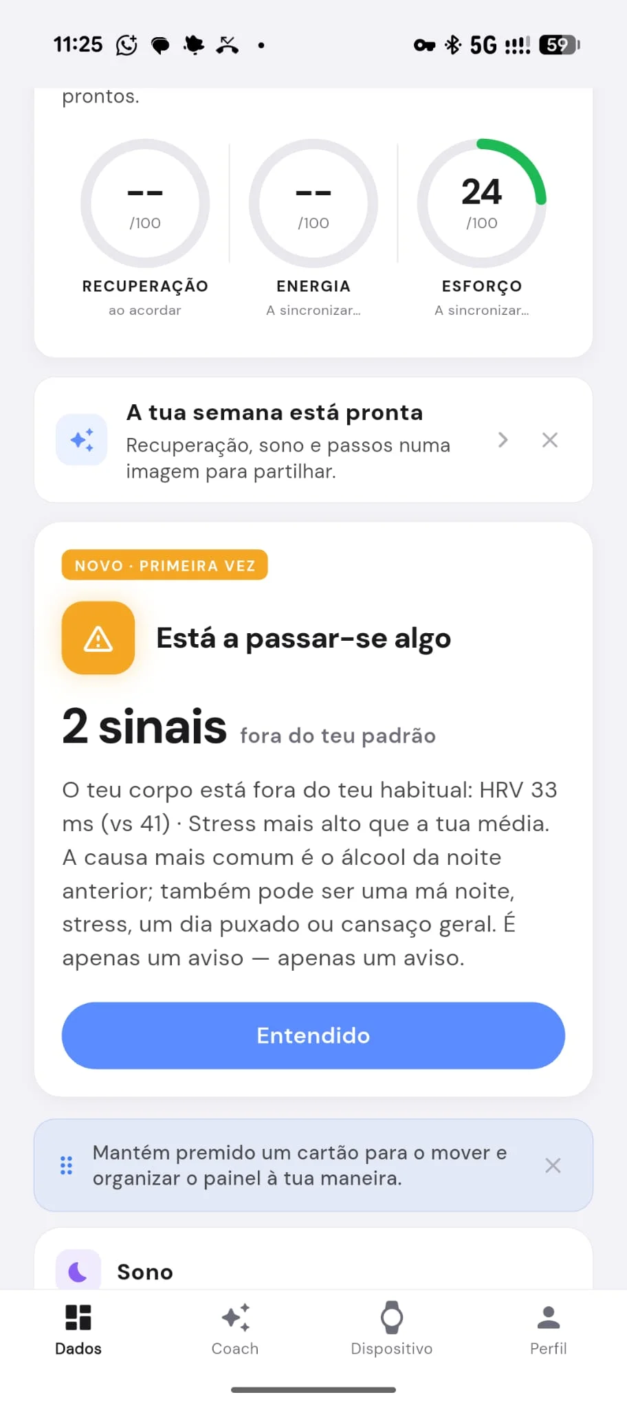 Ecrã do telemóvel com a aplicação DuckDik Sense a mostrar gráficos de recuperação, energia e esforço, e um aviso sobre a variabilidade da frequência cardíaca.
