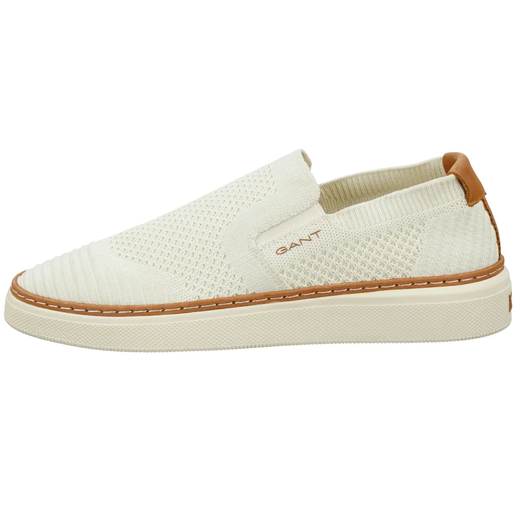 Ténis slip-on GANT em malha bege com pormenores em pele.