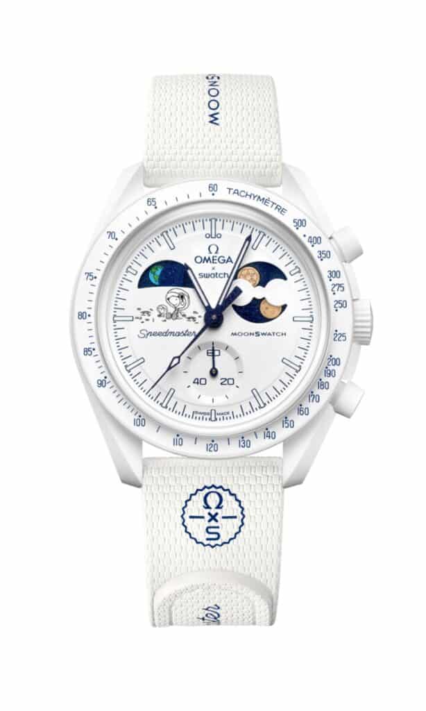 Relógio branco Omega Swatch com temática lunar.