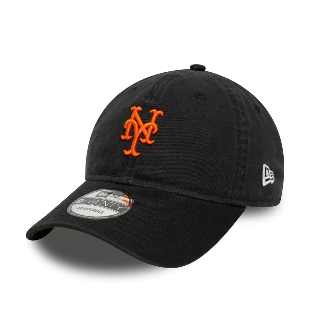 Boné preto New York Mets com logotipo NY laranja.