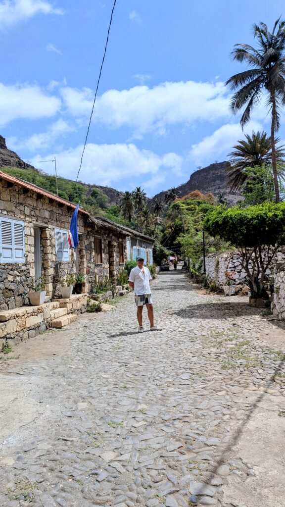 Rua Banana na Cidade Velha na ilha de Santiago em Cabo Verde