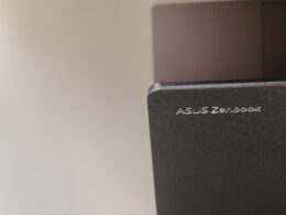 ASUS Zenbook S16