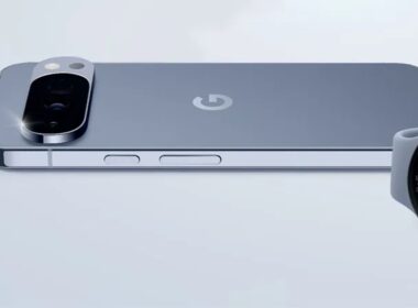 Smartphone, auriculares e relógio inteligente modernos.