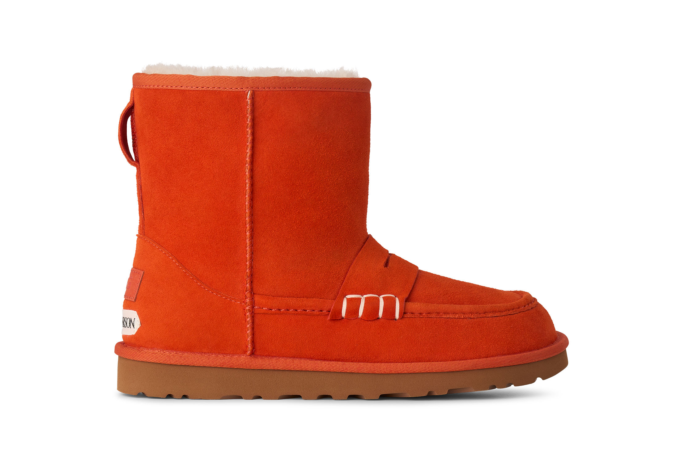 Bota laranja UGG JW Anderson Loafer Boot em camurça com interior em pelo e detalhes frontais de sapato de vela.