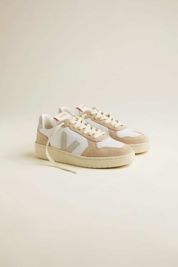 VEJA V-82 EXTRA WHITE NATURAL ALMOND PVP 175,00 Euros