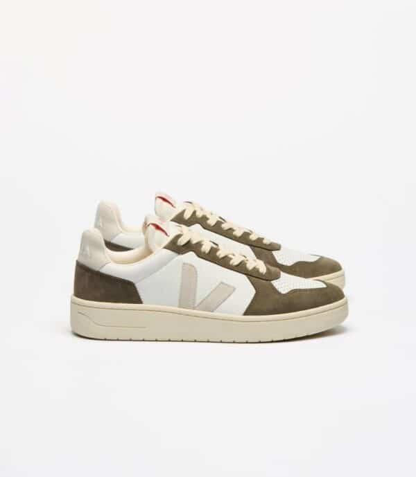 VEJA V-82 EXTRA WHITE NATURAL KAKI PVP 175,00 Euros
