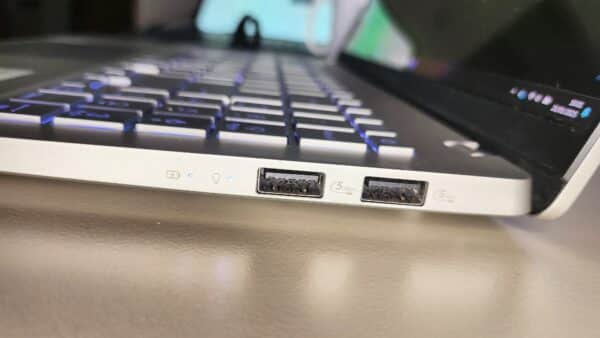 VivoBook S15 S5507QA