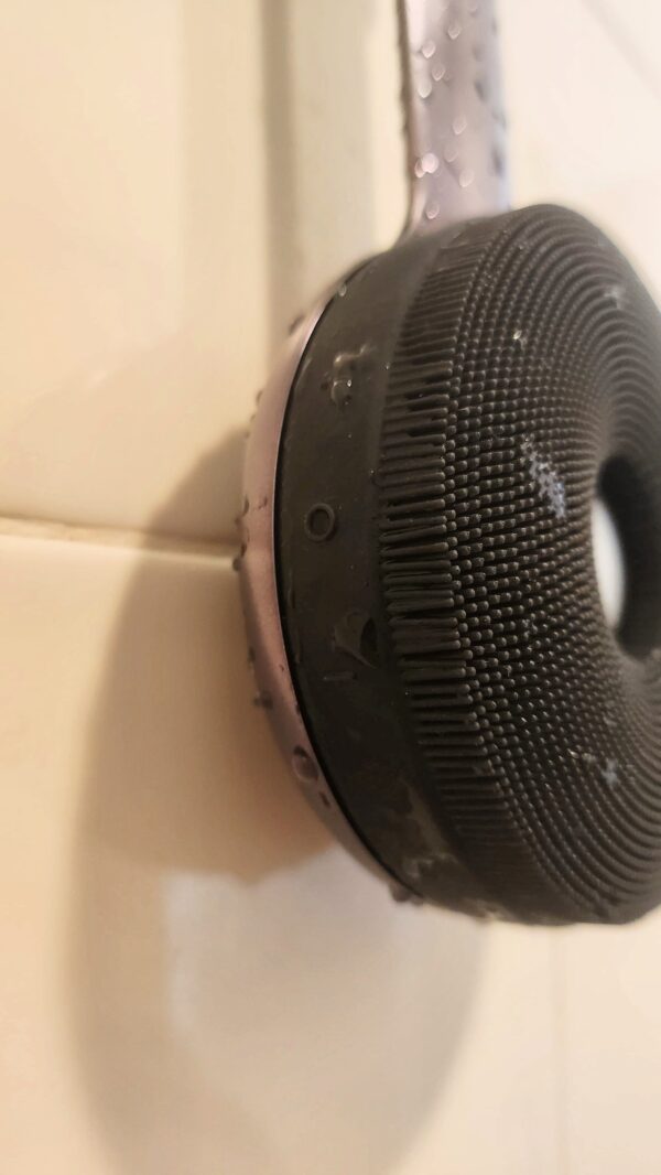 GESKE Sonic LED Full-Body Brush & Intensive Exfoliator 9 em 1GESKE Sonic LED Full-Body Brush & Intensive Exfoliator 9 em 1